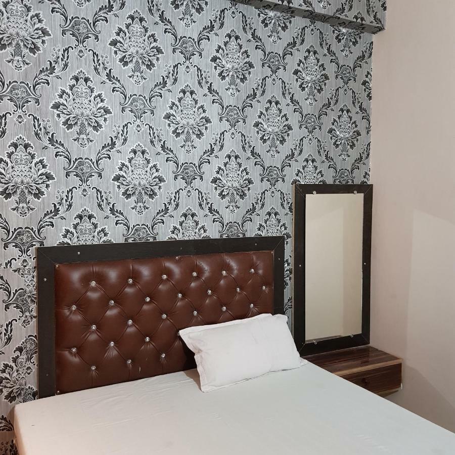Hotel Varanasi Ganges 外观 照片